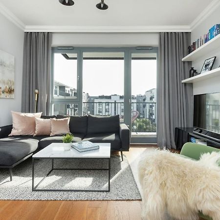 Cozy Apartment Gieysztora Wilanow By Noclegi Renters Varşovia Exterior foto