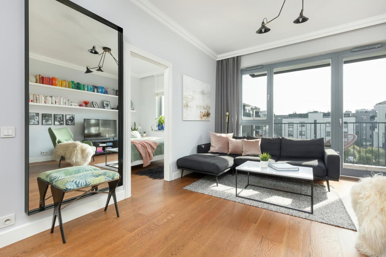 Cozy Apartment Gieysztora Wilanow By Noclegi Renters Varşovia Exterior foto